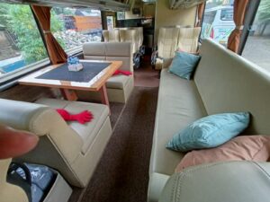 Bus Mewah VVIP Luxury Prime